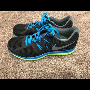 New Balance men’s shoes